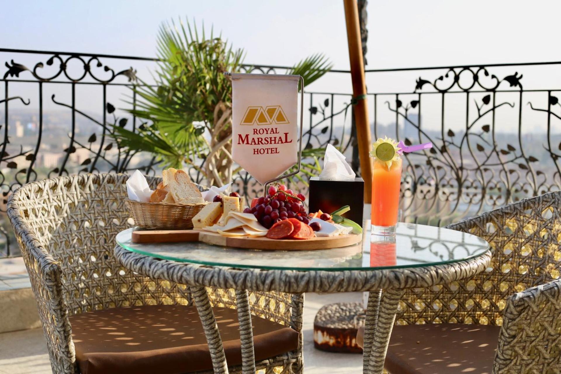 Hotel Royal Marshal Kairo Bagian luar foto