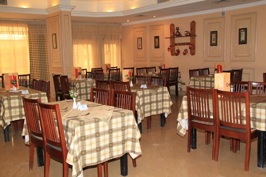 Hotel Royal Marshal Kairo Bagian luar foto